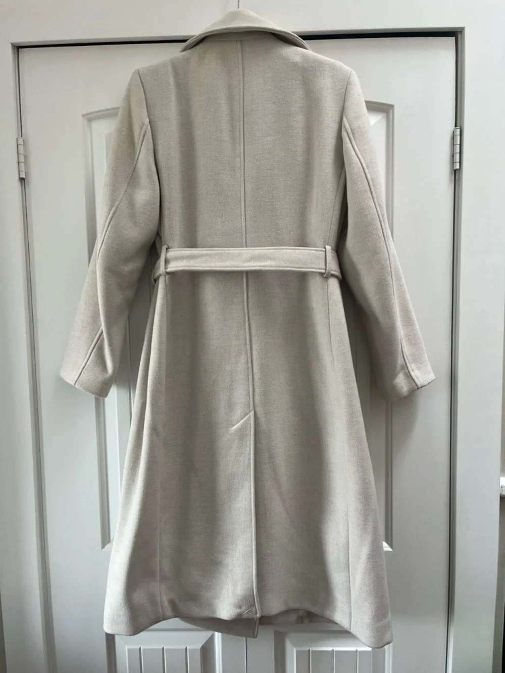 H&M Soft Cream Coat - Picture 2 of 3